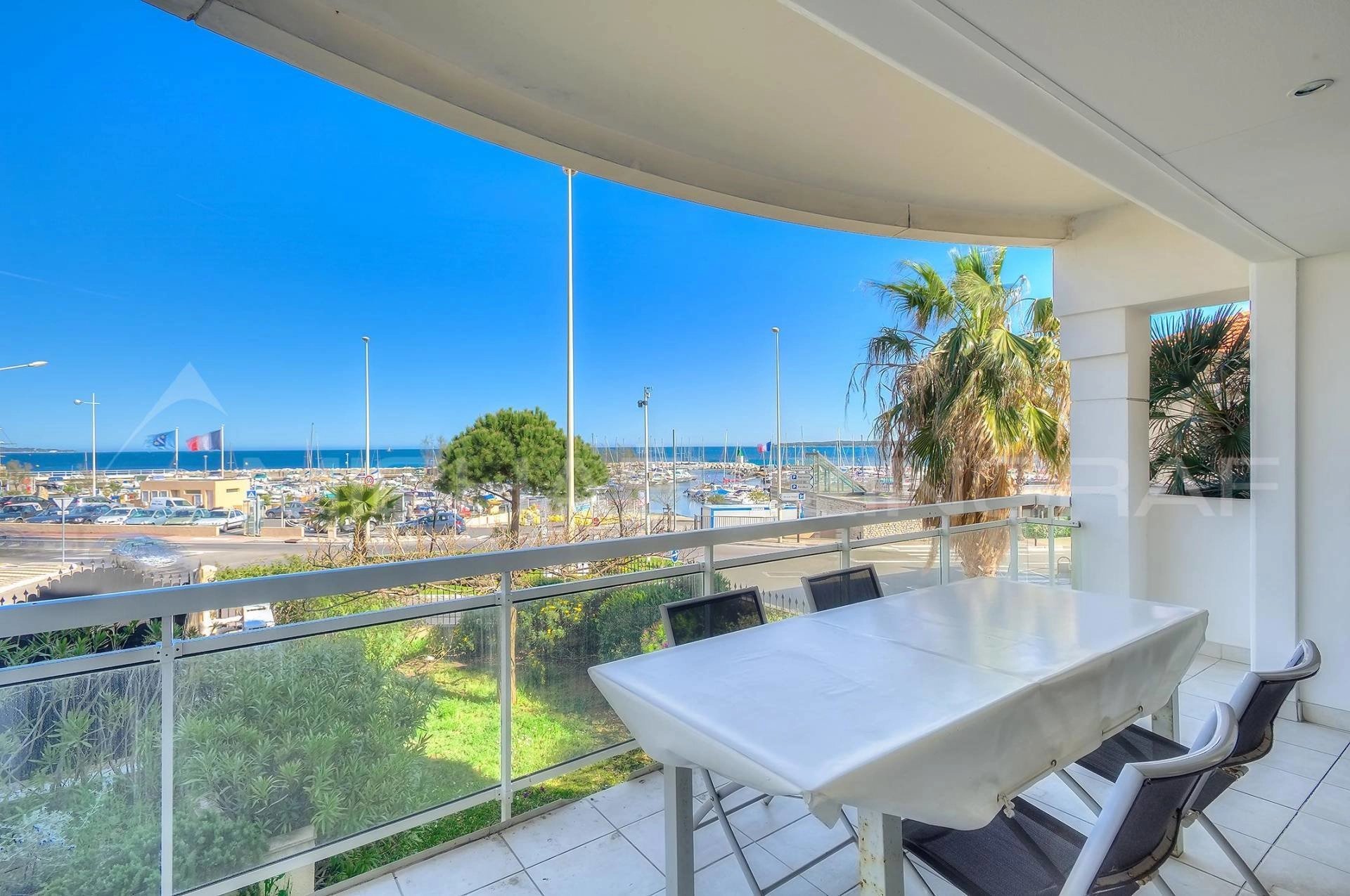 Cannes Palm Beach, vue mer,  appartement à vendre 180m²