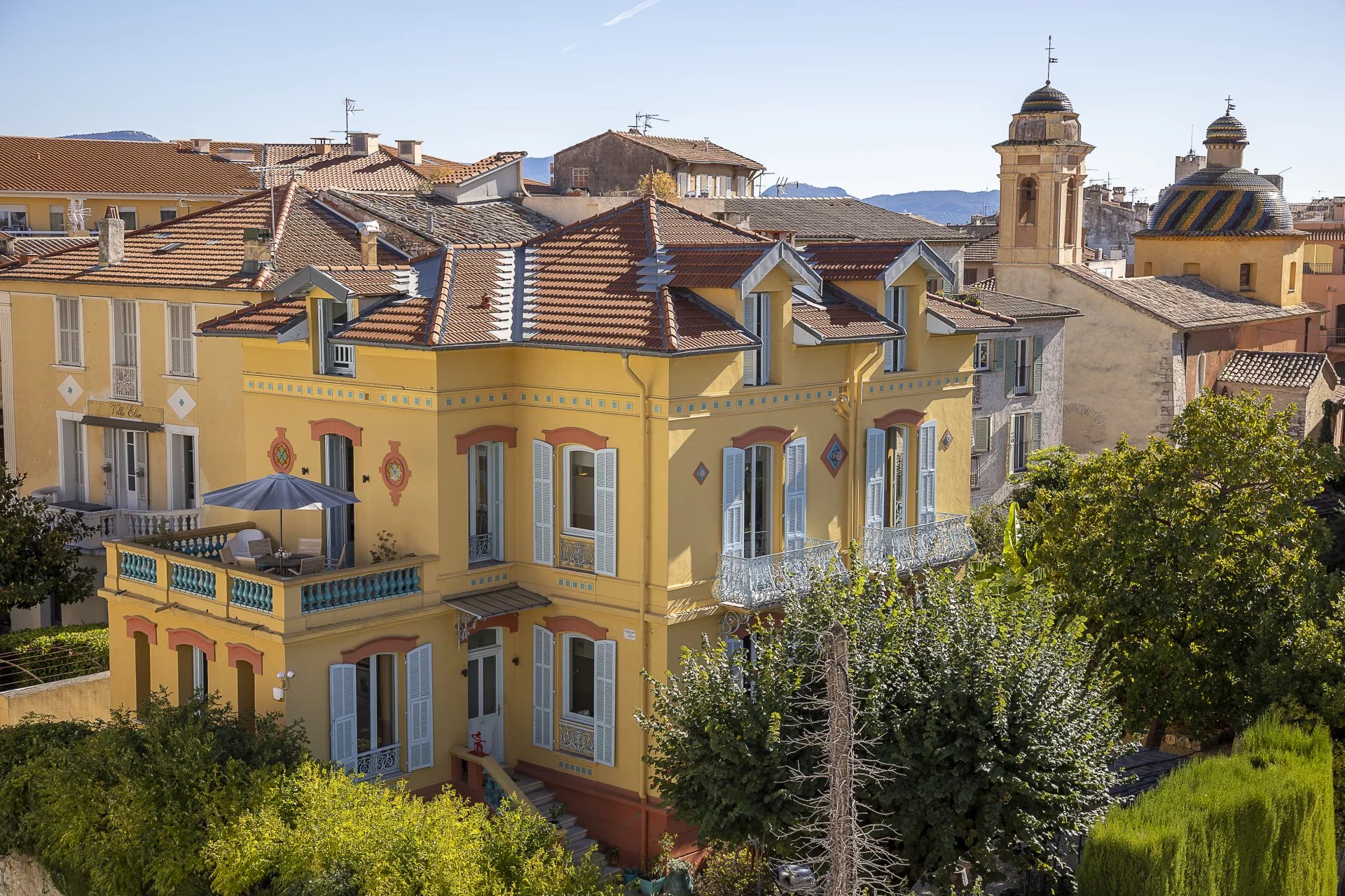 Exceptional town Villa in center of VENCE with lift!